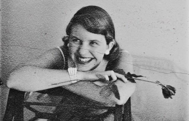 Фото из общедоступного ресурса. Сильвия Плат. 