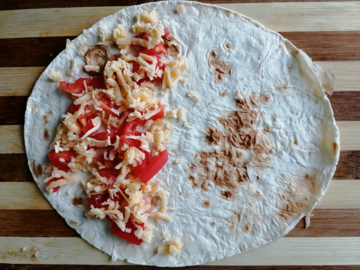 Лаваш армянский сырный