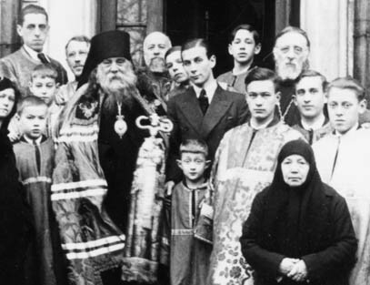 в 1935 году общину посетил викарный епископ митрополита Евлогия Сергий (Королёв) Пражский.  фото с сайта zelenogorsk-spb.cerkov.ru