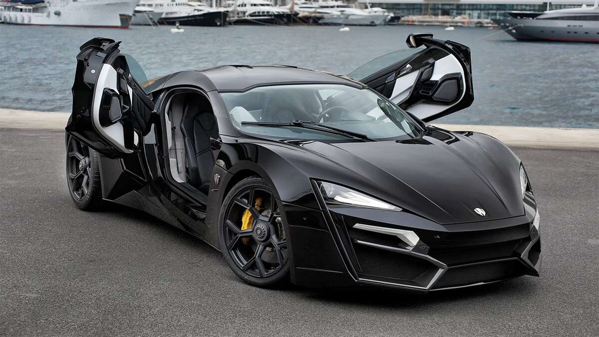 W  Motors Lykan Hypersport.
