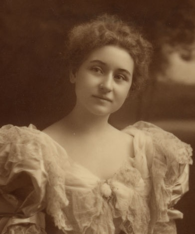 Jessie Harlan Lincoln (November 6, 1875 – January 4, 1948)