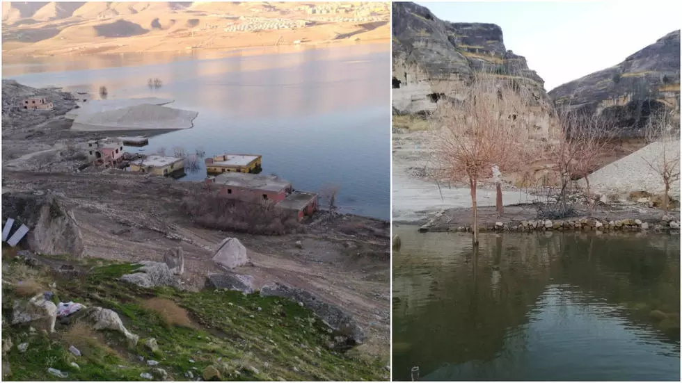 Слева вид на часть Хасанкейфа, видимую с падением уровня воды в январе 2021 года. Справа деревья, мертвые после затопления, всплывают на поверхность в октябре 2020 года.