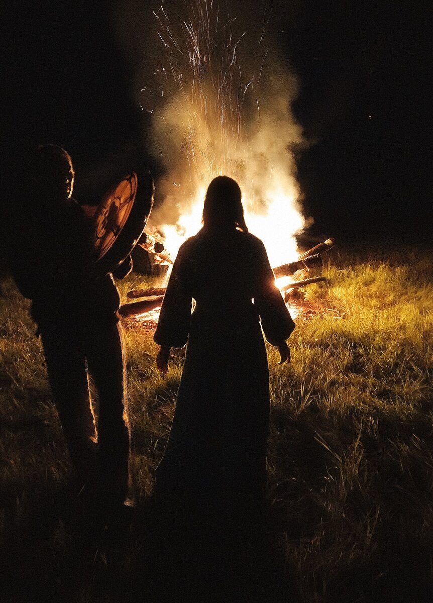 уральские староверы кержаки беспоповцы. древние славяне язычество капище. духовный обряд. славянское неоязычество родноверие. языческие секты.