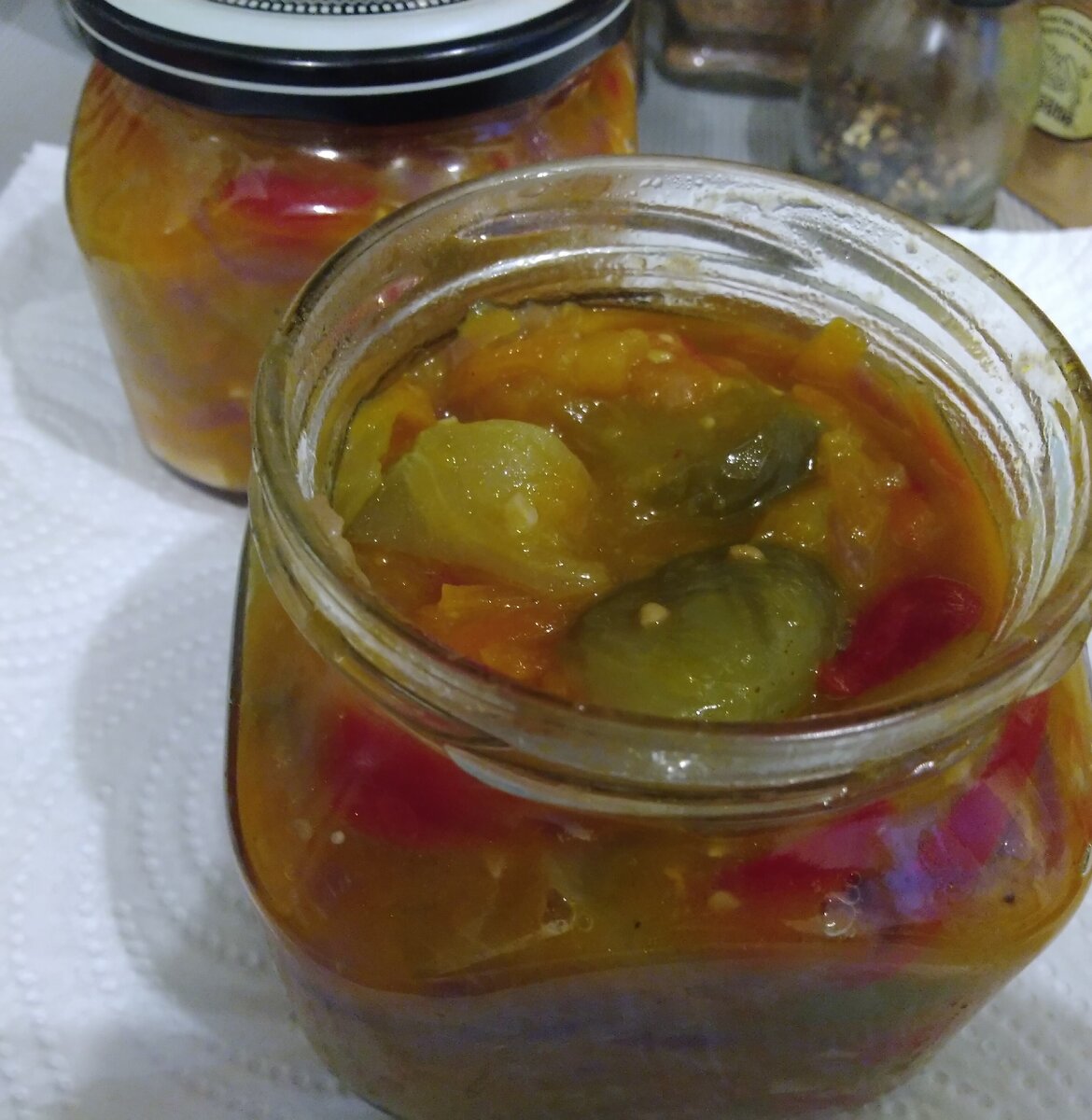 Вкусный салат из зеленых помидоров