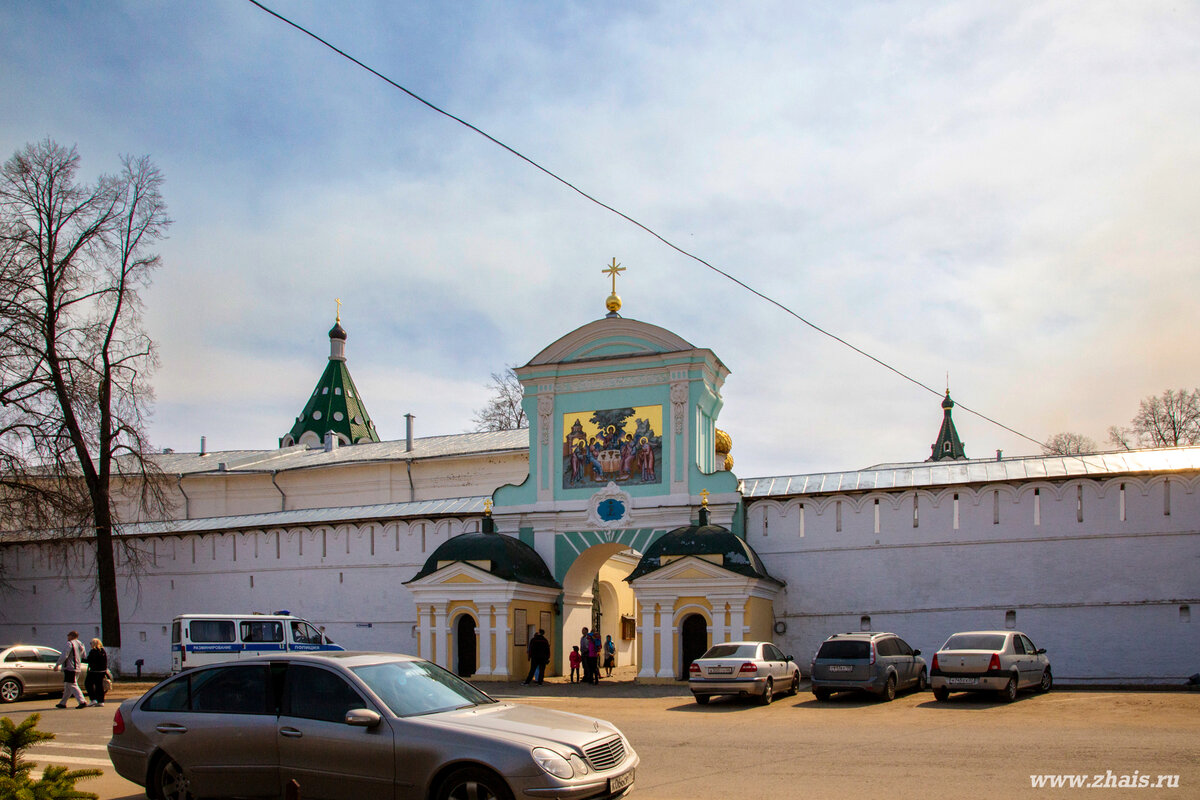 "Колыбель Дома Романовых" - Ипатьевский монастырь. Кострома