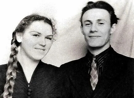 Ольга и Юрий познакомились, будучи студентами