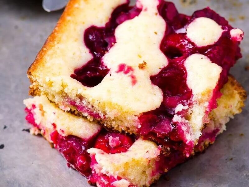 Сладкие пироги. Пирог. Пироги от любови пироговой. Пирог из крыжовника. Красивый сладкий пирог.