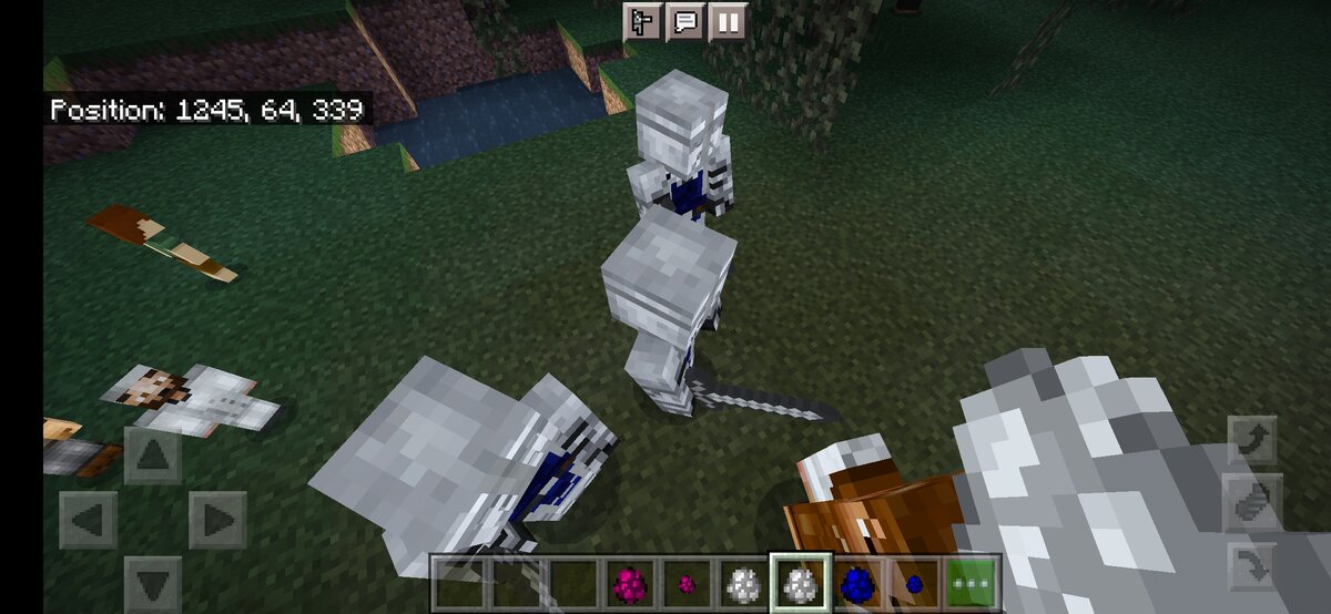 Это  войны, они как големы бьют враждебных мобов. 