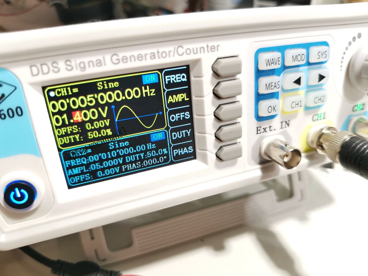 Интернет выдал в рекомендации "хороший" УНЧ на транзисторе п210.Покажу ...