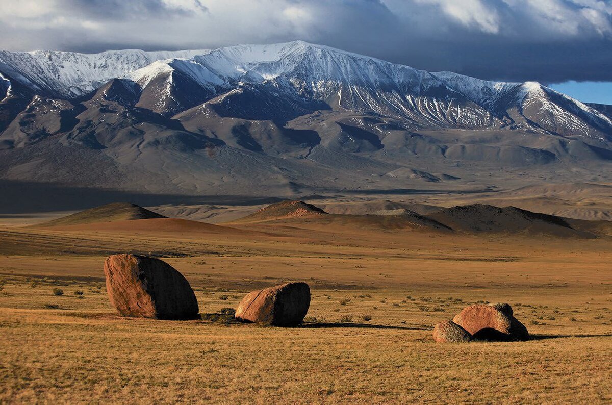 Фото Монголия на земном шаре. Терры Монголии квадратных километров. Терра Алтая. Монголия футаж. Алтае 5 букв