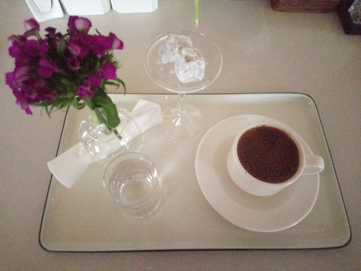 Подача в отеле Liu resorts. 