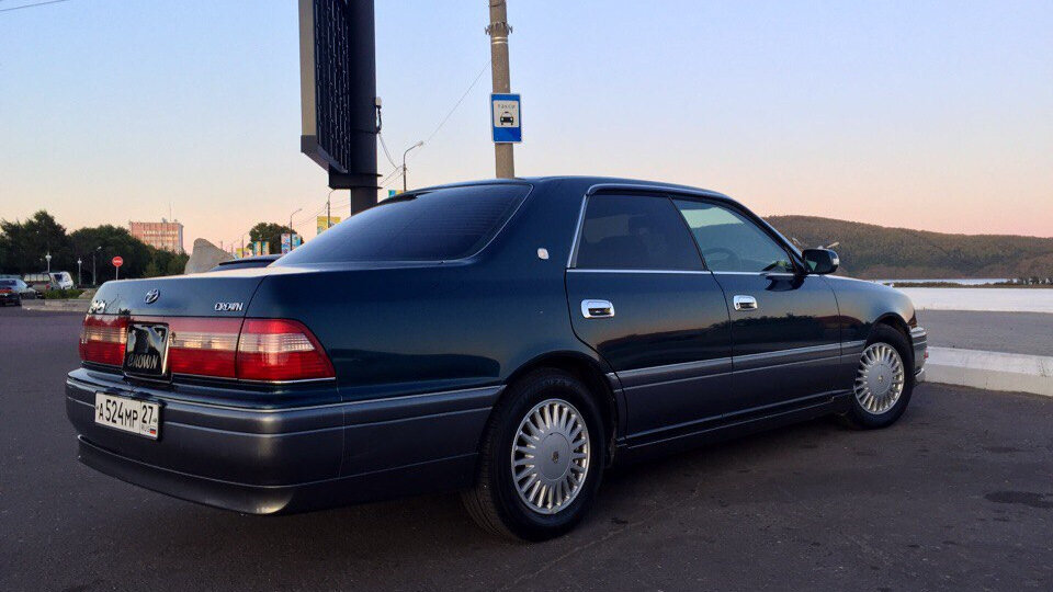 Toyota Crown s170 Royal Saloon