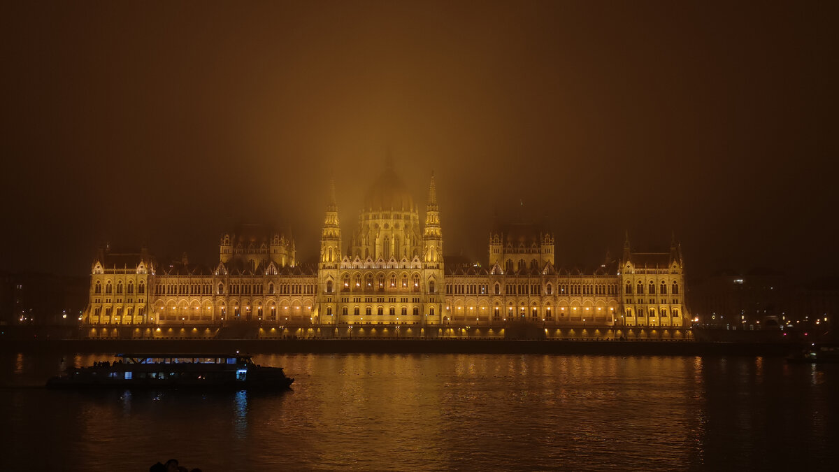 Венгерский парламент 5 декабря 2021 года