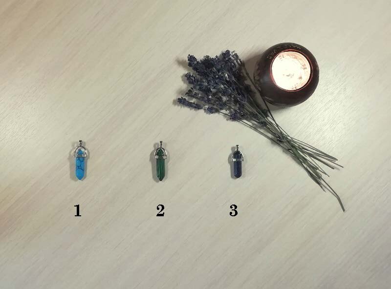 1. Бирюза 2. Малахит 3. Чароит 