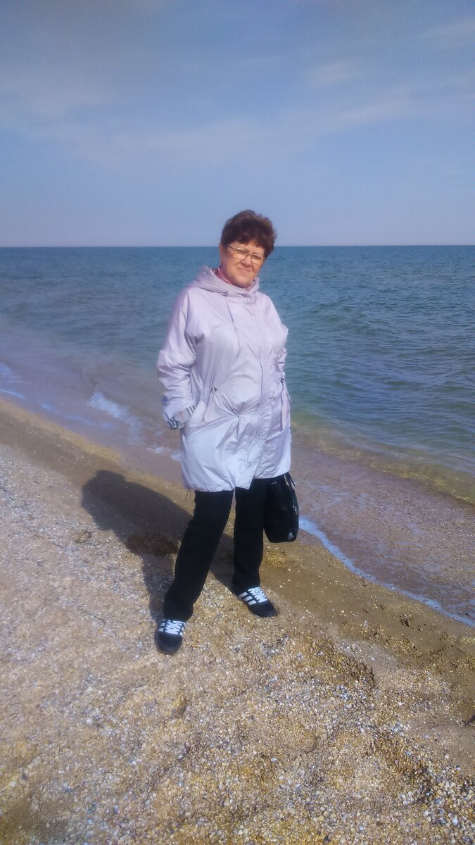 Это я тоже на море.....только лет 5 назад.....Азовское....вот туда и уехал внук....
