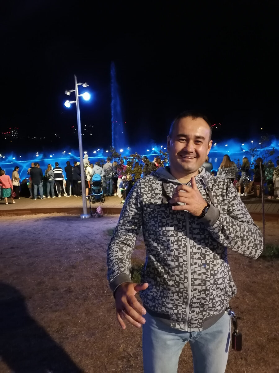 Поиграл на воображаемом курайе.