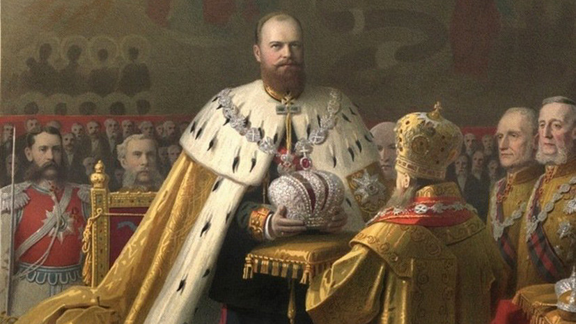 Александр III  не просто так получил своё прозвище Миротворец. В его правление Россия не приняла участие ни в одной войне.-2