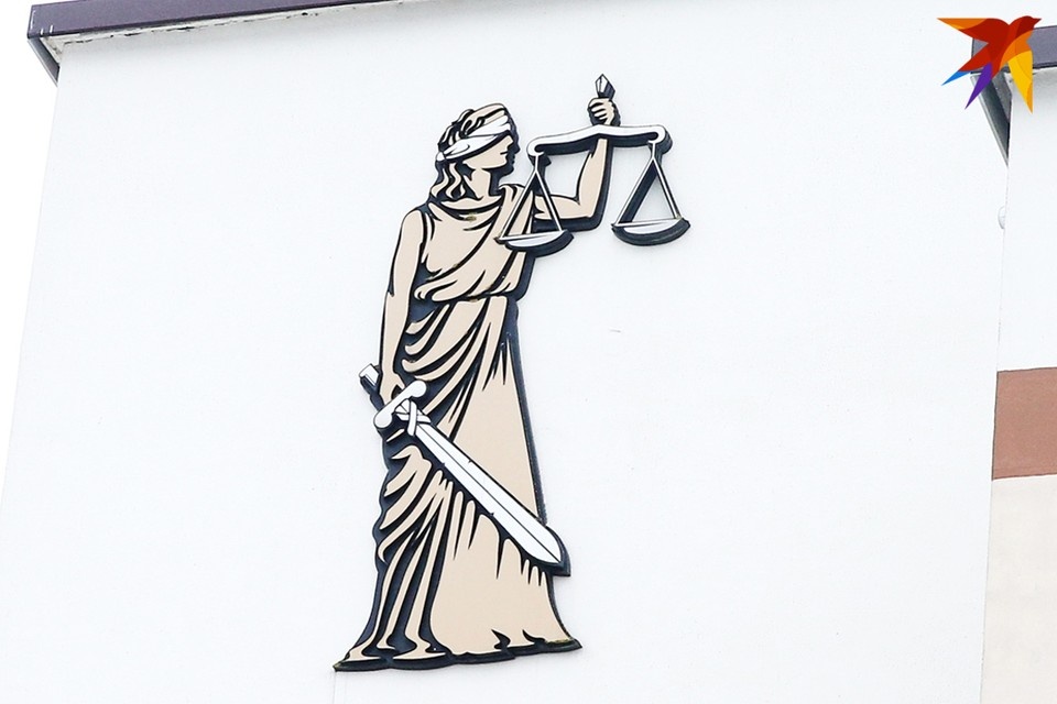     В Беларуси хотят сделать заочными суды по экономическим уголовным делам. Виктор ГИЛИЦКИЙ