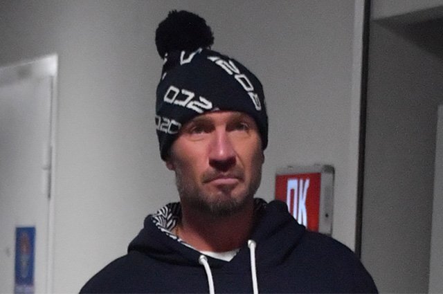    Почему молодому спортивному Костомарову ампутировали стопы?