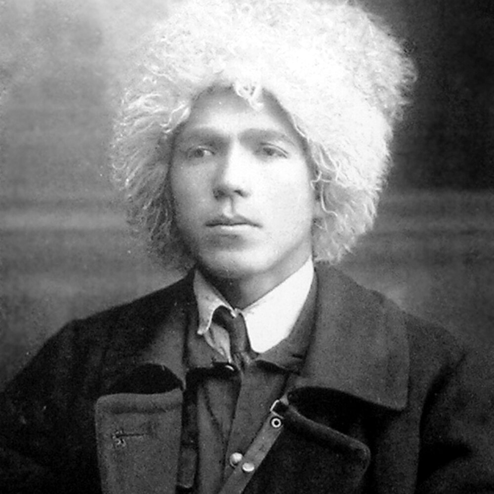 Николай Кузнецов в годы обучения в техникуме. По материалам из открытых источников