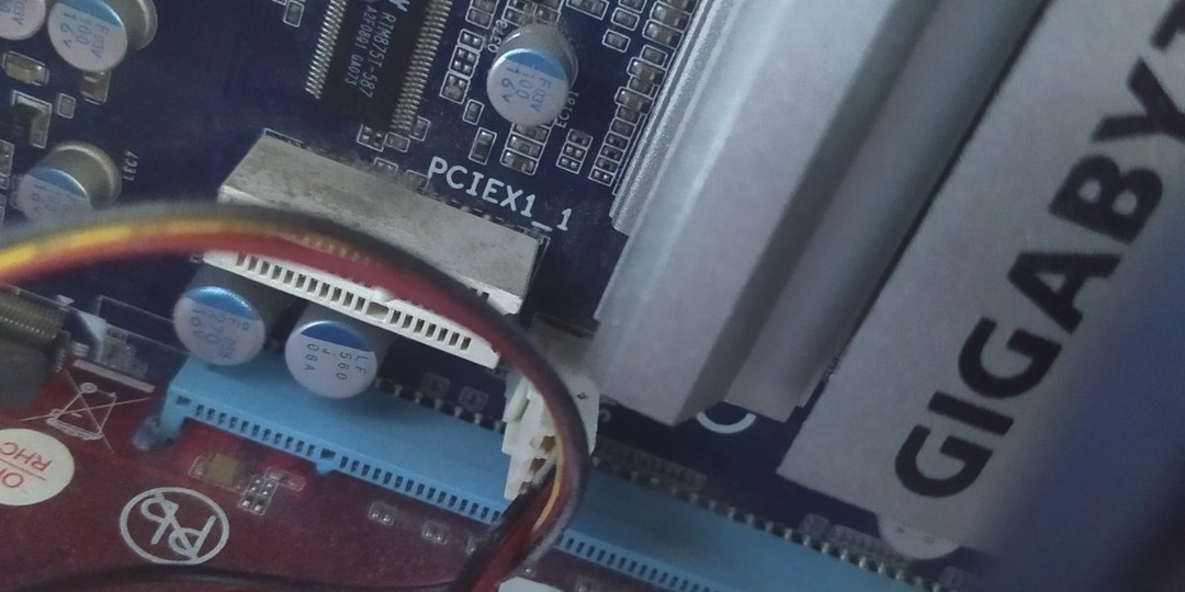 На самом интересном месте... Компьютер сам выключается.