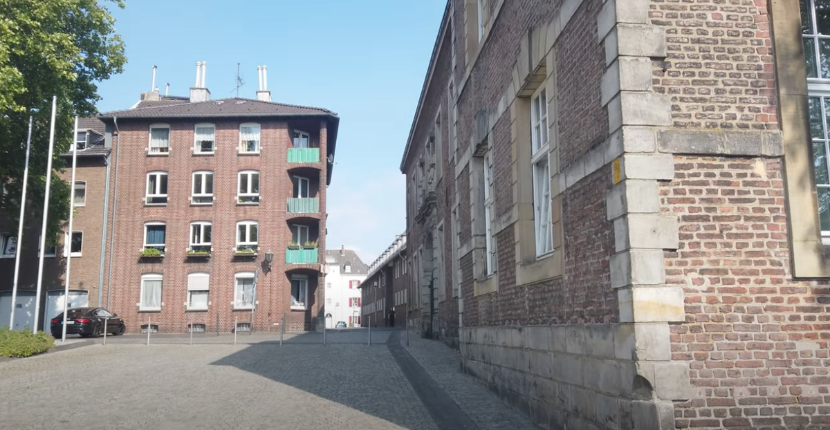 Фотогалерея города Леверкузен, Германия. 