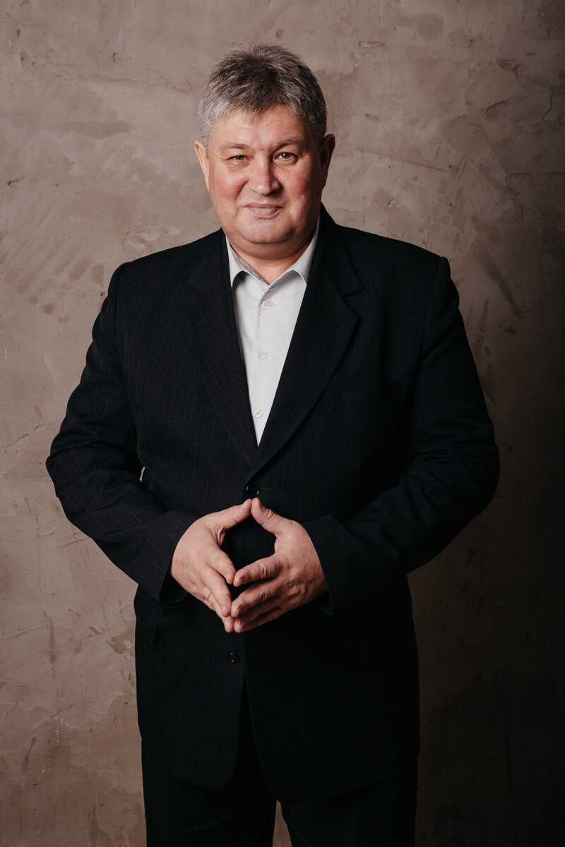 Меня зовут Тимур Шорабеков. Вы на странице моего канала. Подписывайтесь! Будет интересно :) Если у вас есть вопросы, пишите в комментариях или мессенджер