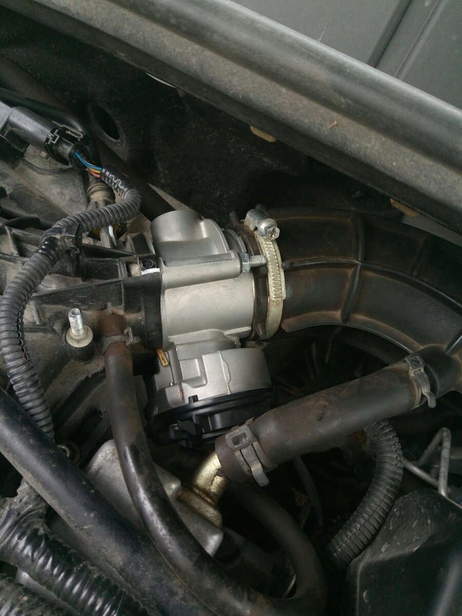 Дроссельная заслонка Лада Веста