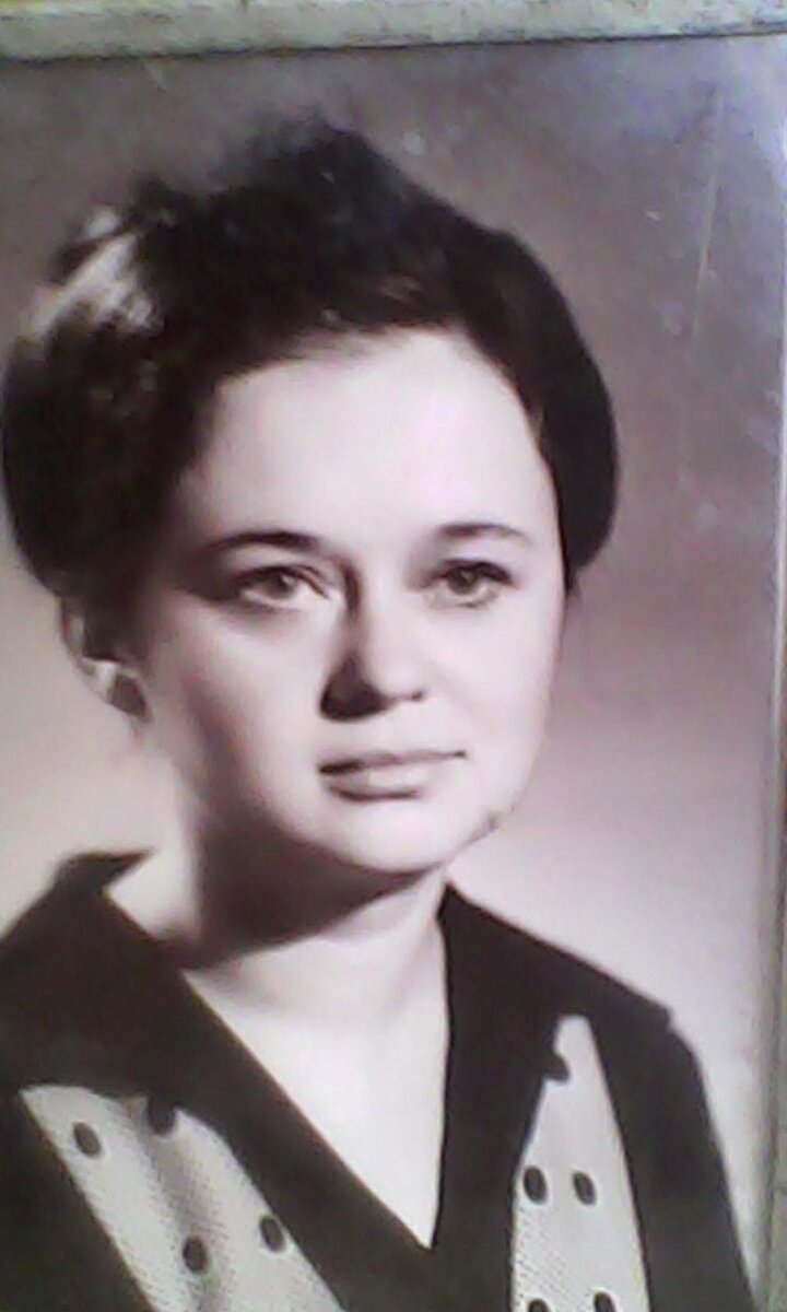 Людмила 17 лет, (Фото из домашнего архива)