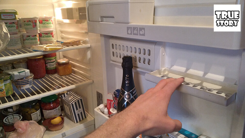 После разморозки холодильник не отключается. Холодильник Стинол 101. Стинол холодильник CJ DCT[ hfrehcjd. Холодильники Стинол подпольные. Stinol кондиционер для белья.
