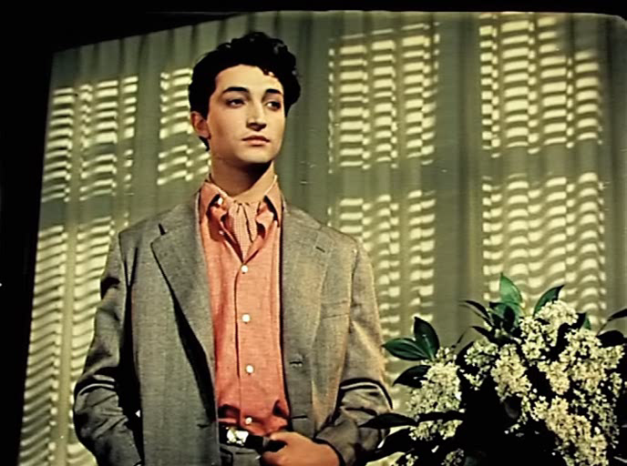 Валентин Гафт в к/ф «Убийство на улице Данте» 1956