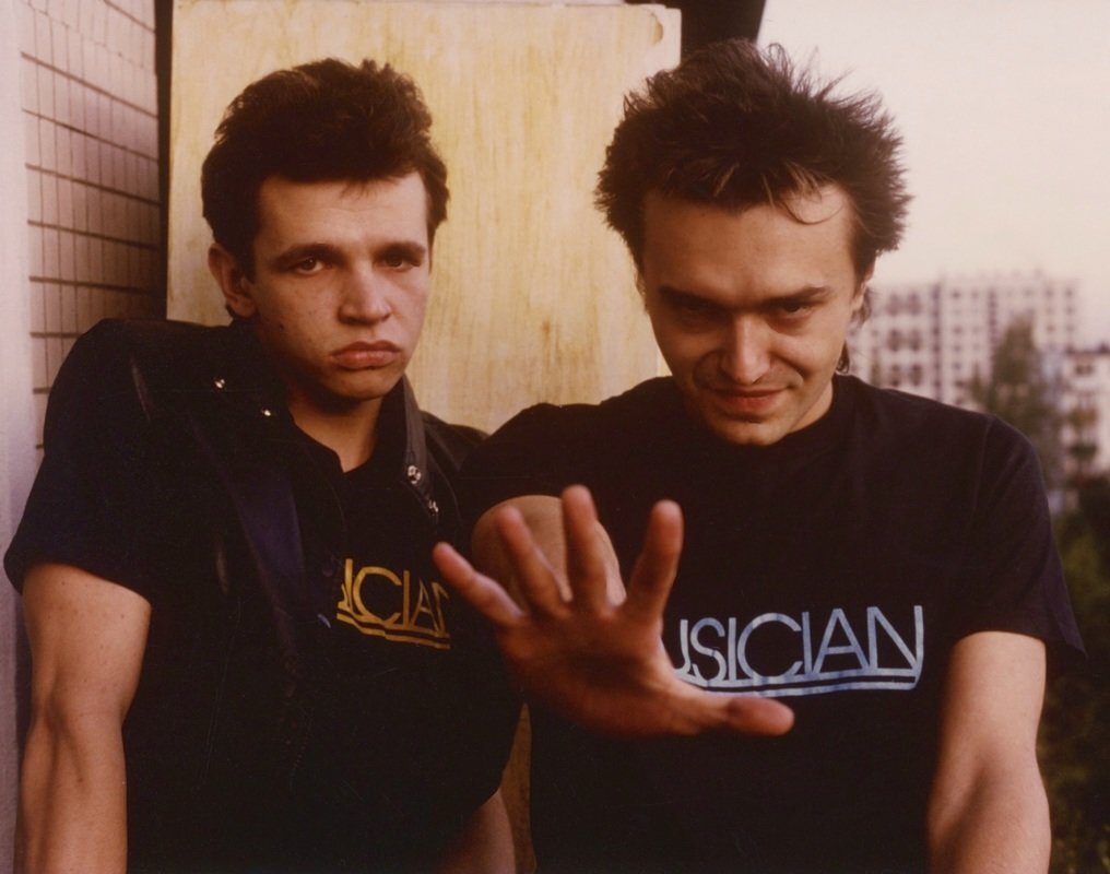 Святослав Задерий и Константин Кинчев в 80-тые правда, чем-то похожи? 