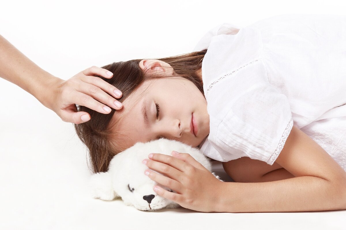 Человек нуждается во сне.