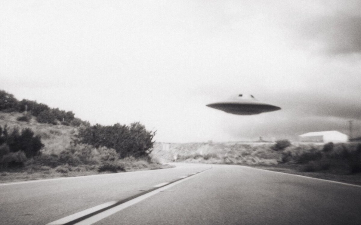 Нло е. Нло е. Летающая тарелка. Нло е. Пришельцы на летающей тарелке.