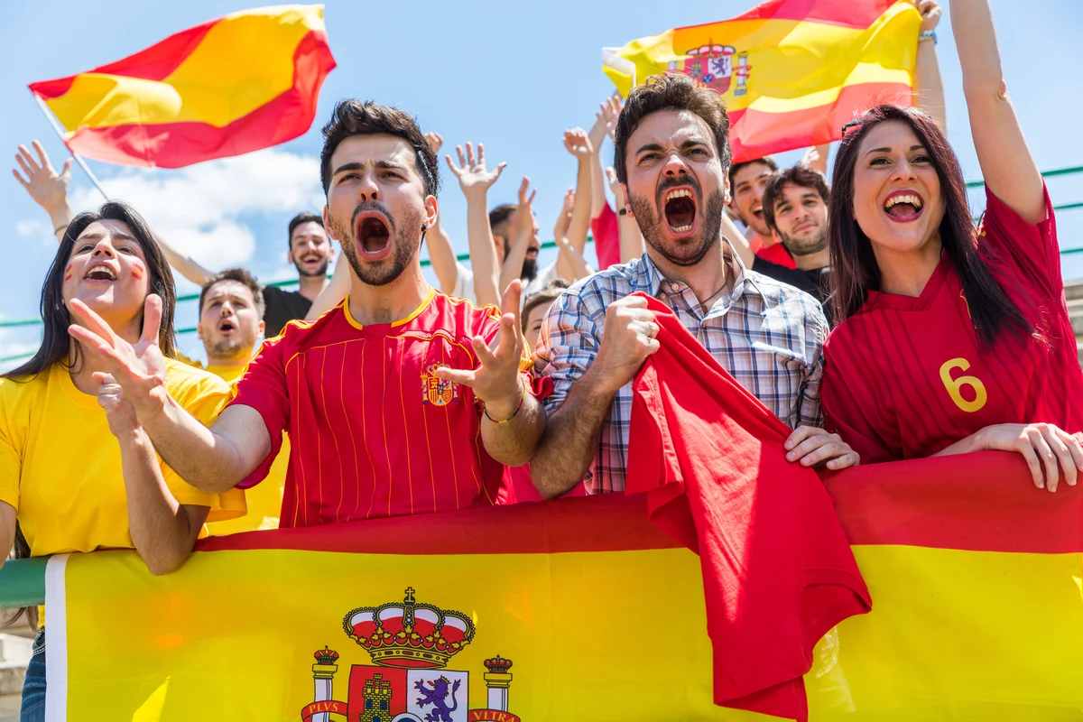 Spain today. Испанцы. Народы Испании. Испания люди. Испанцы народ.