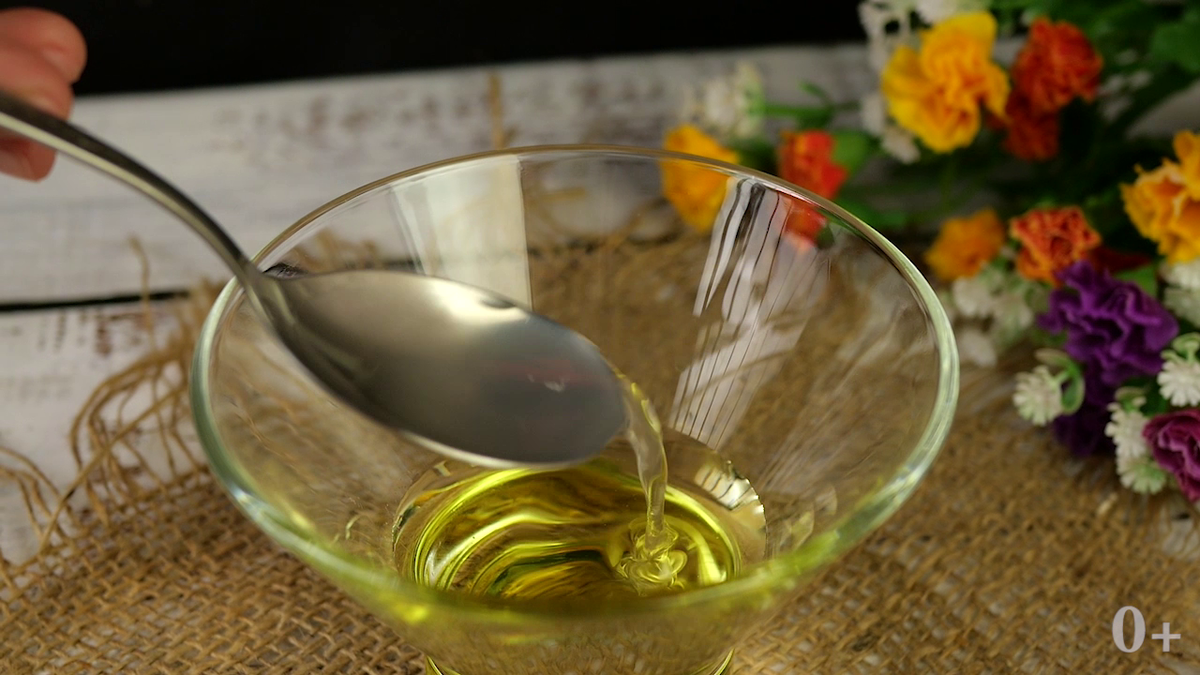 Салат на 8 Марта «КРАСОТКА» с грушей и курицей нереально вкусно. Нежный, яркий, готовится без майонеза. Удивление гостей гарантировано! Рецепт просто бомба. Настоящее объедение.-9