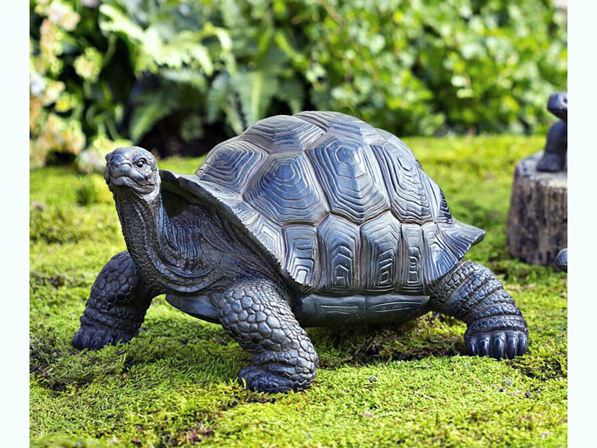 Фигуры черепаха. Статуи Японии черепаха. Черепаха Тортилла скульптура. Черепаха скульптура для сада. Черепаха из цемента для сада.