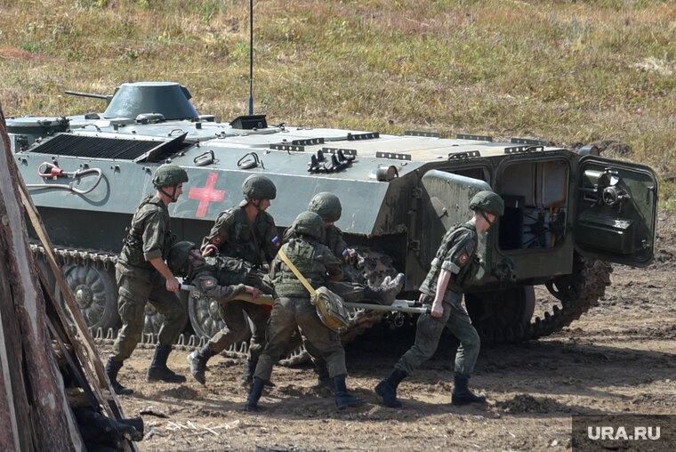    Военнослужащему необходимо иметь при себе документ, чтобы в случае сильного ранения его могли опознать в госпитале