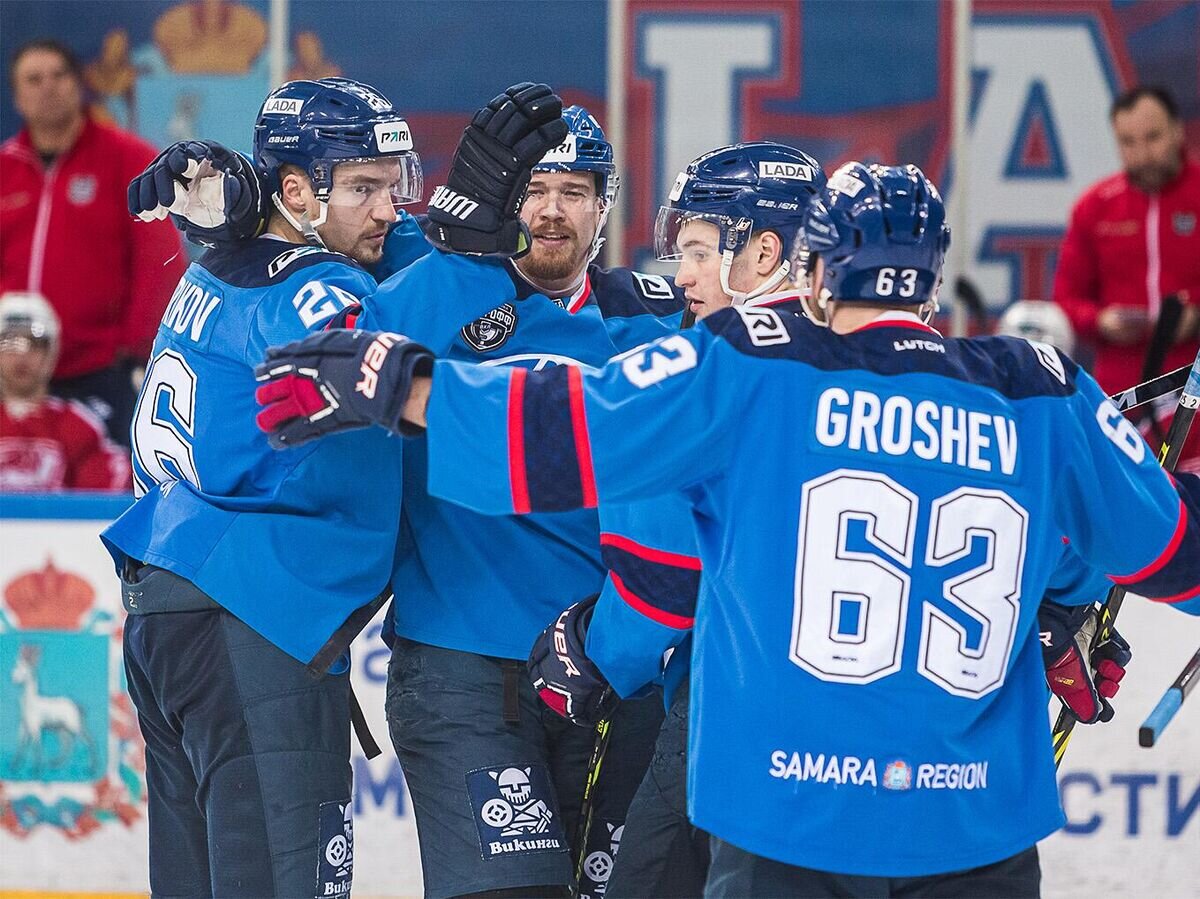    Хоккеисты ХК "Лада"© Фото : Пресс-служба ХК "Лада"