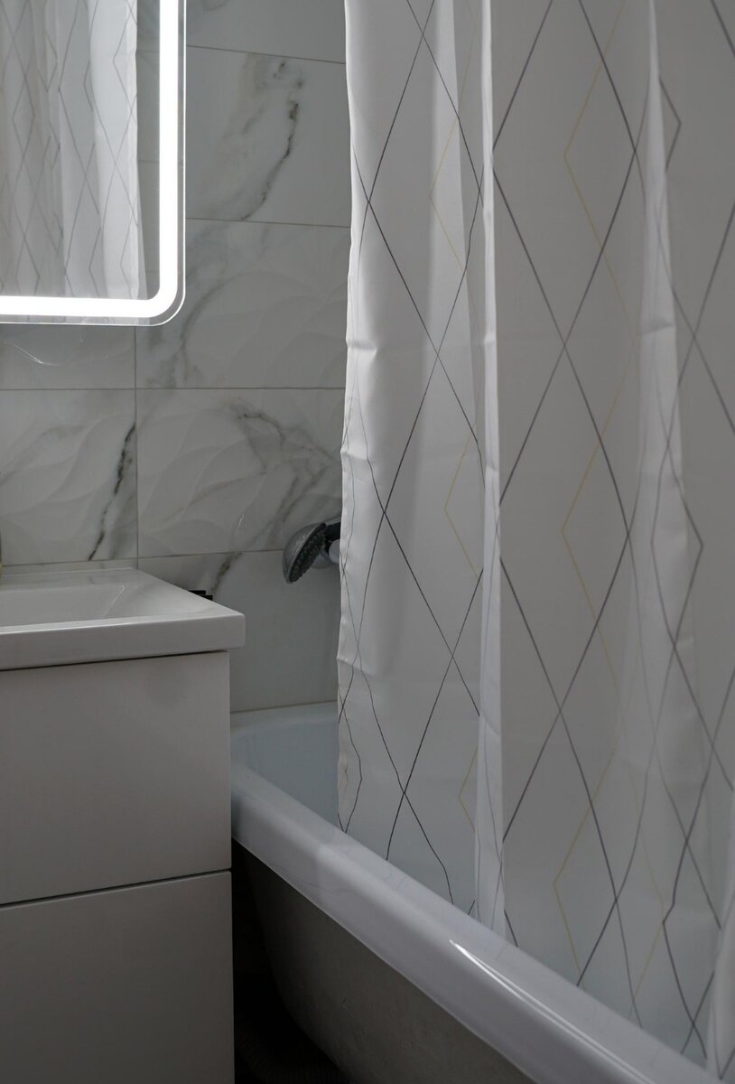 Заменить ванну? Что лучше? Сделать наливной акрил или акриловый вкладыш ...