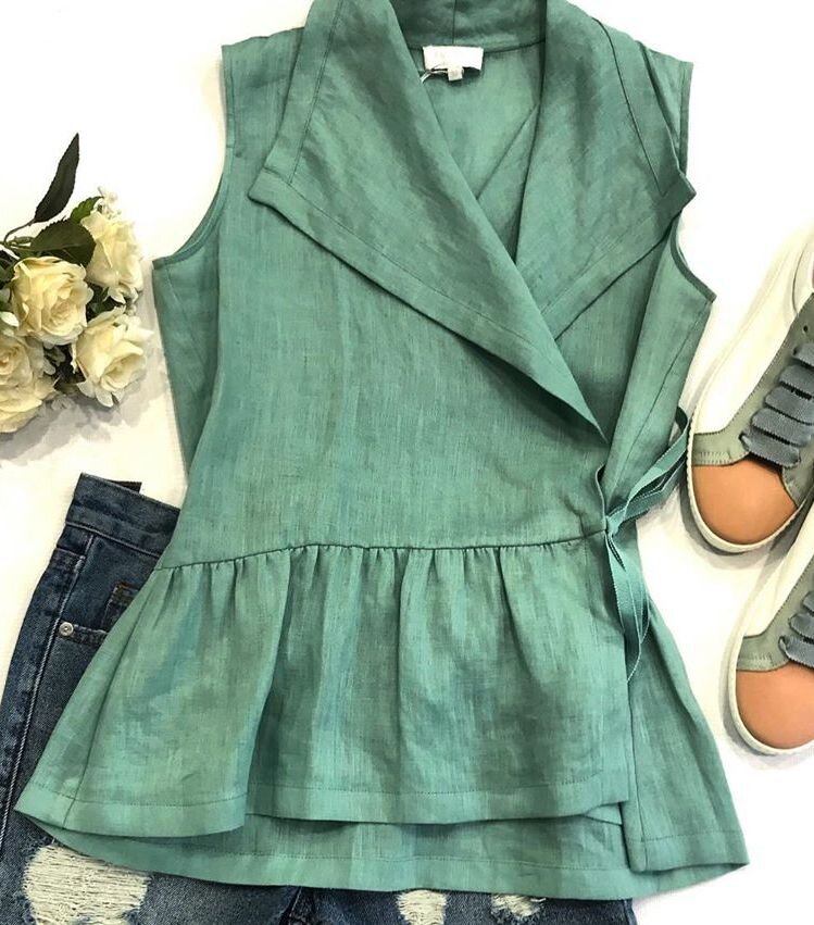 Блуза из окрашенного льна.