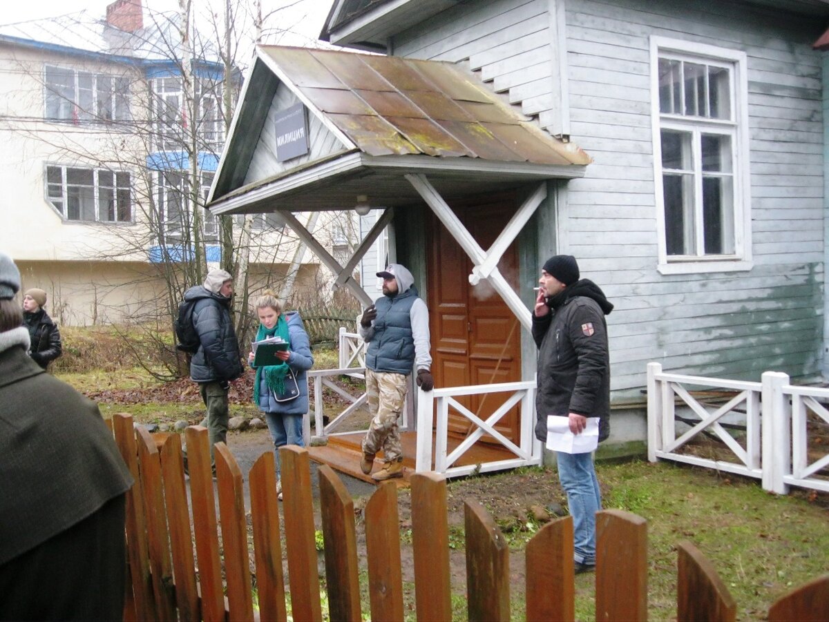 фото 1- перекур на съемочной площадке, режиссер Дмитрий Константинов