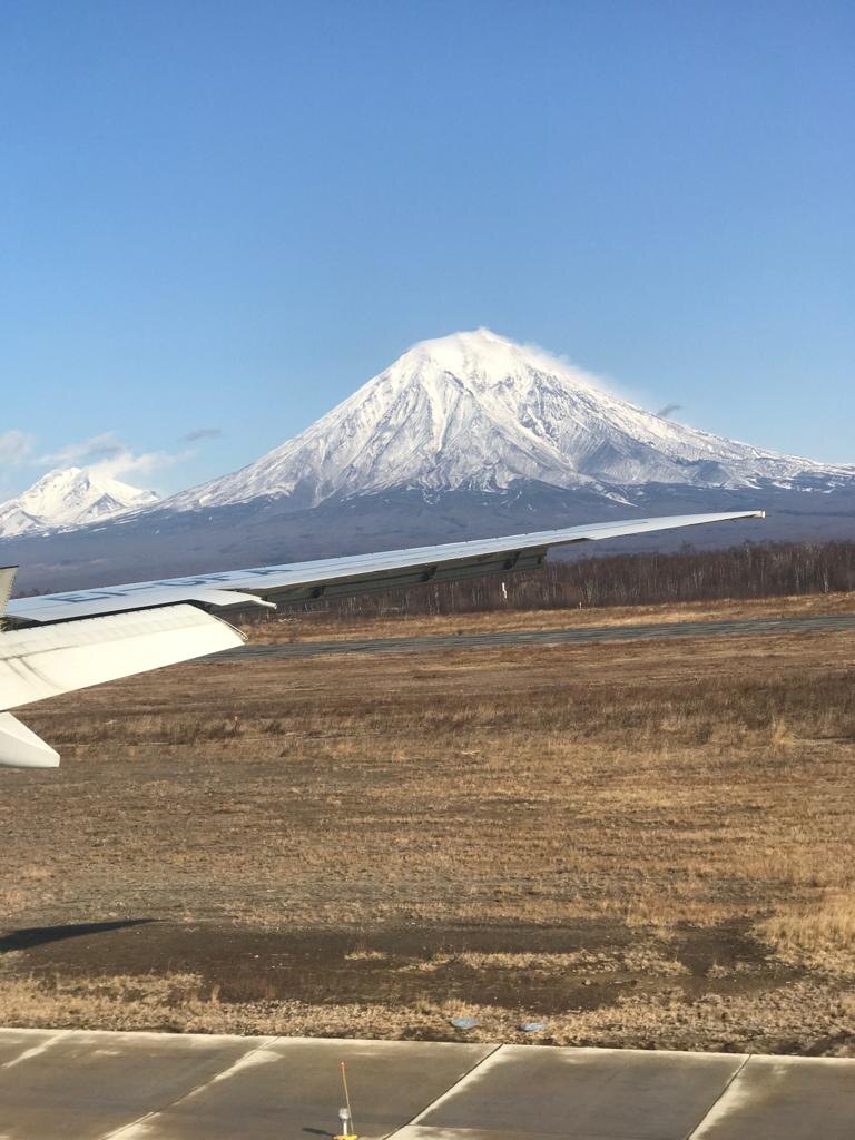 Вулкан на крыле самолёта 