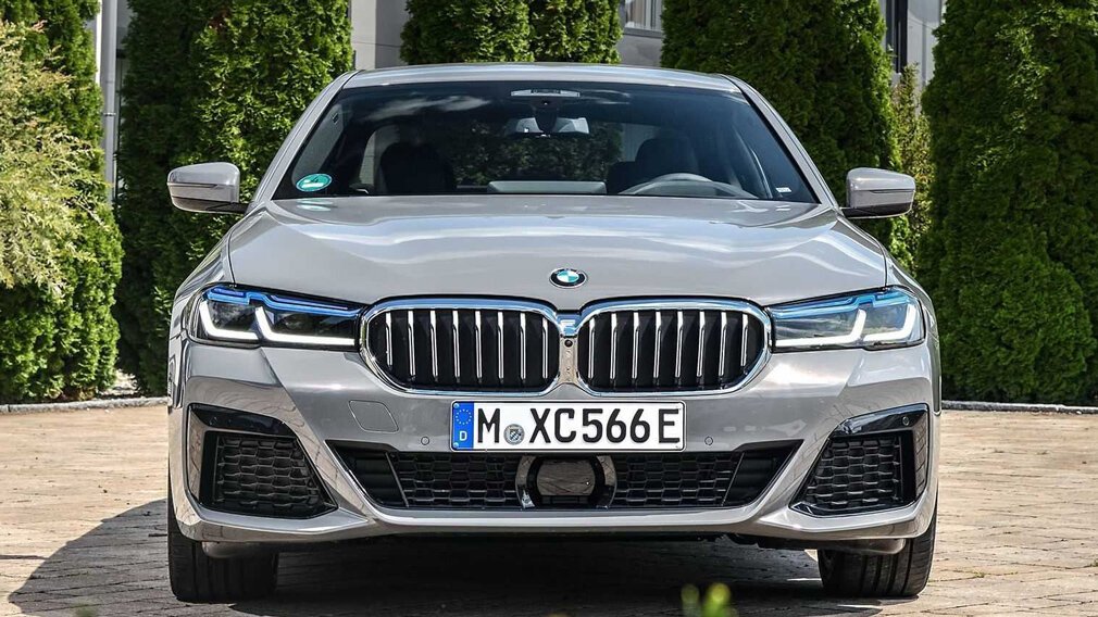 BMW 545e xDrive