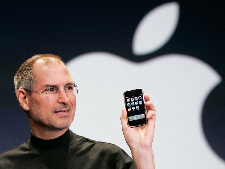 
IPhone положил конец одной эпохе, начав другую.