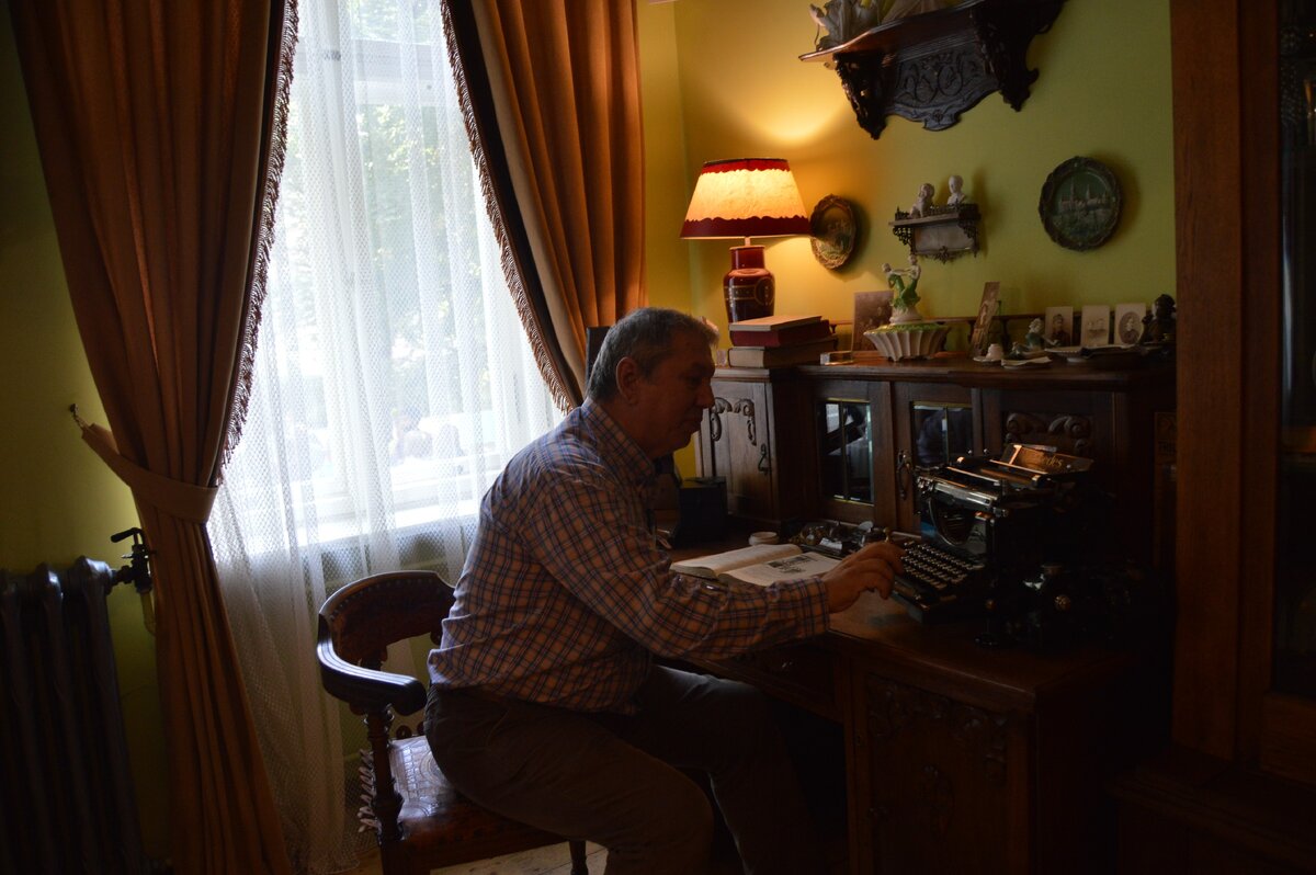 У машинки "Мерседес"