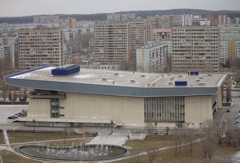 Дворец спорта "Волгарь" в Тольятти.