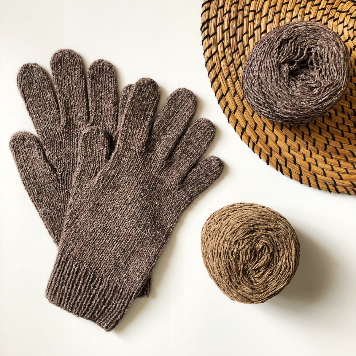 Мужские перчатки из твида Tecla «Belfast gloves» - - модель, фото и работа автора by-annike.ru 