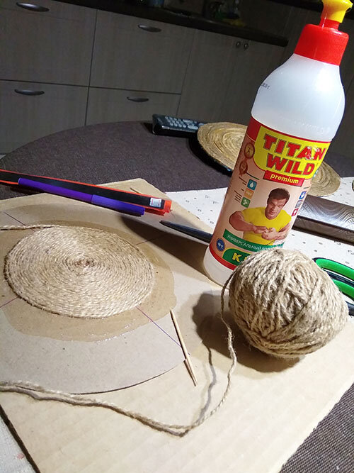 Изготавливаем салфетку из джута