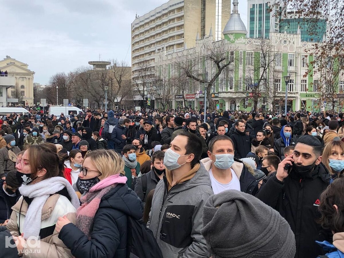 Сегодня день 23 октября. Митинги Навального 2021 Краснодар. Алексей Навальный митинг 23 января. Январь 2021 Навальный митинг в Краснодаре. Митинг в Краснодаре 23 января.